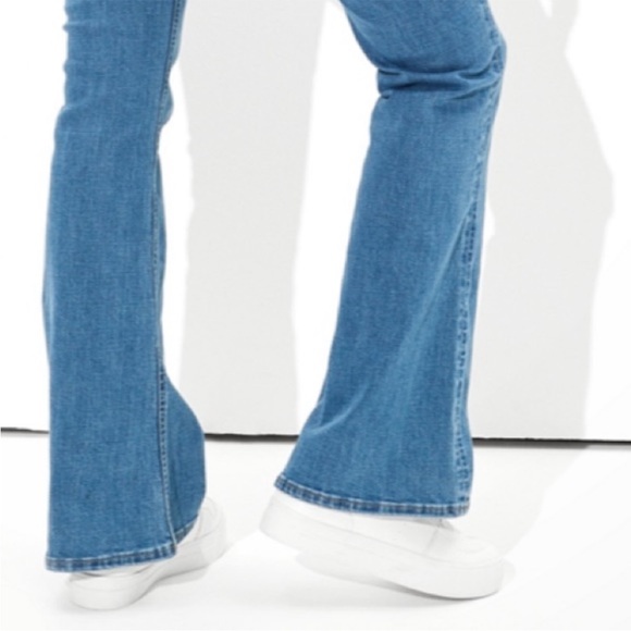 NEW American Eagle Super Stretch Vintage-Style Overalls - Picture 3 of 10